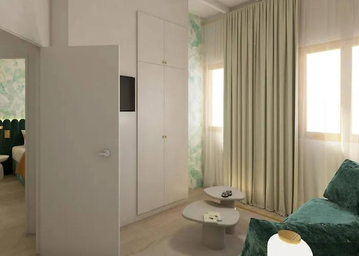 Llonga's Szálloda 4*